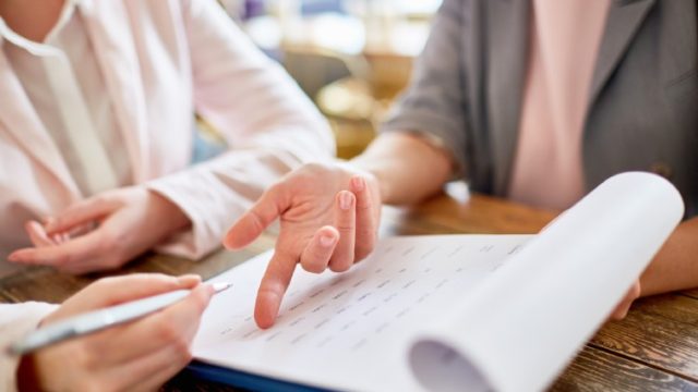 La Condició Resolutòria: Tipus i Aplicacions en Contractes