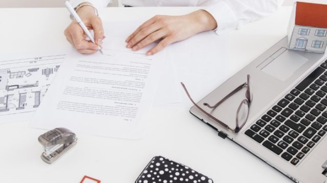 Contrato de Derecho de Superficie: Qué es y Cómo Funciona